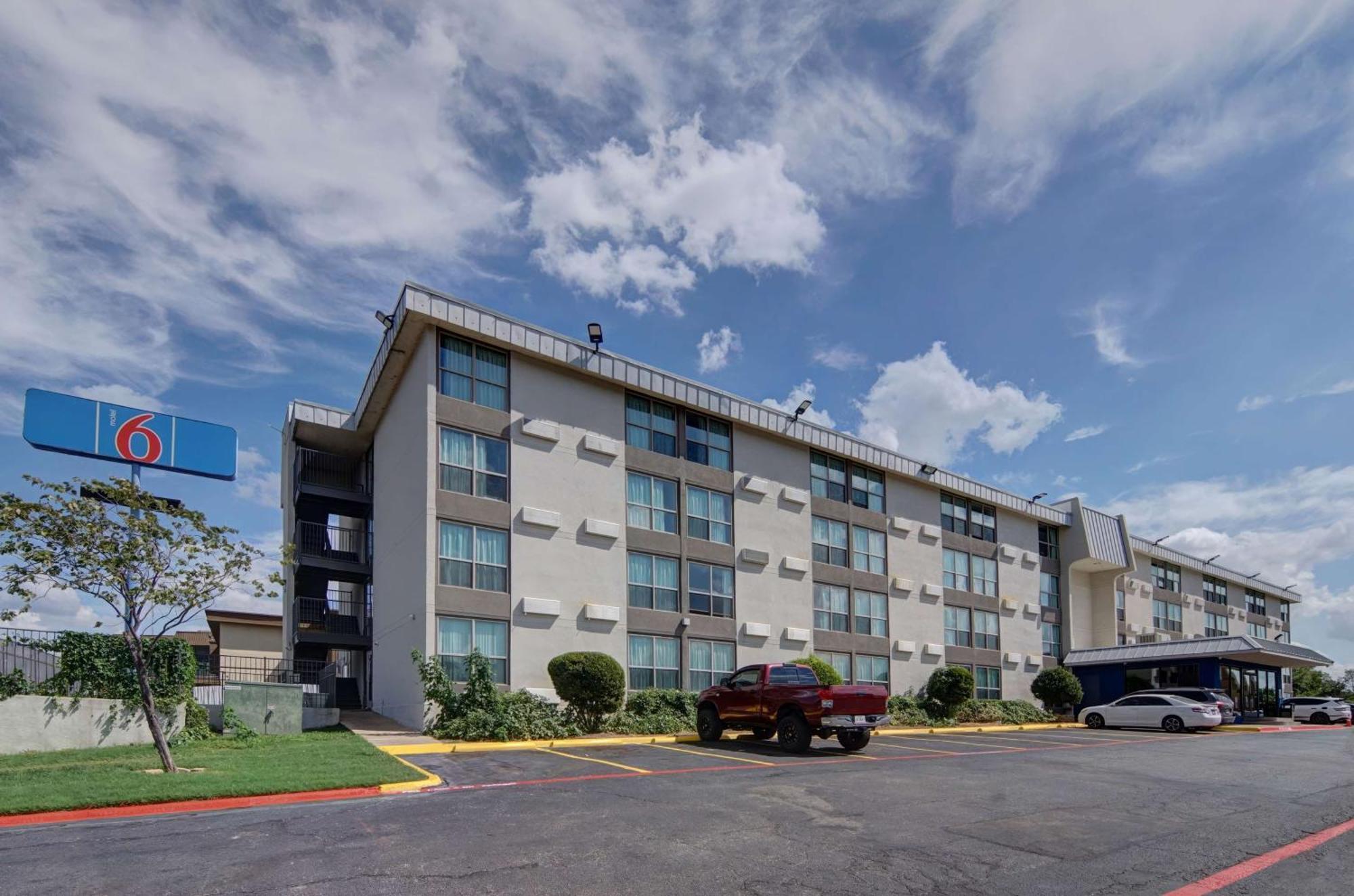 Motel 6-Fort Worth, Tx - Downtown East Exterior foto